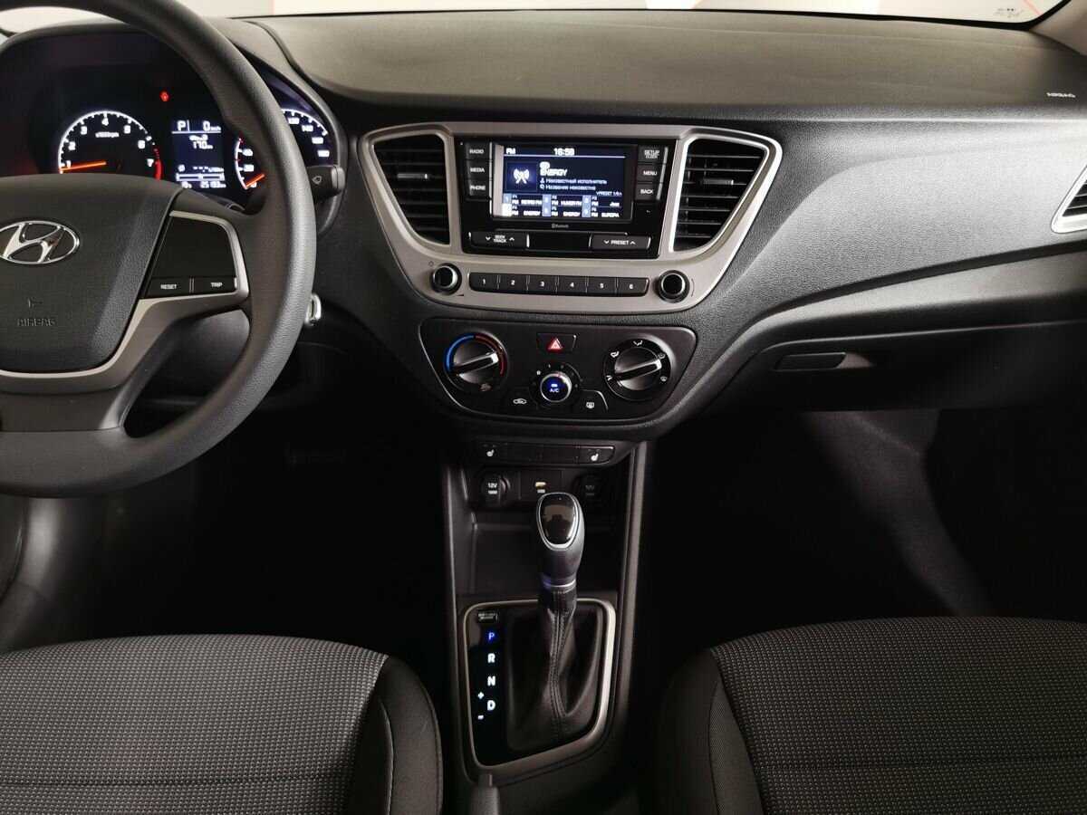 Hyundai Solaris с пробегом — 2020 год. Фото: #10