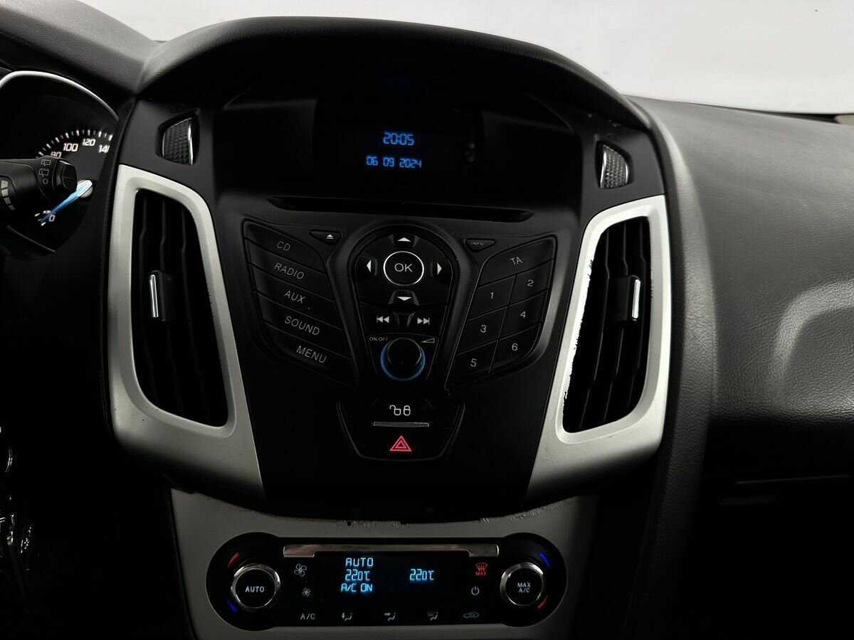 Ford Focus с пробегом — 2013 год. Фото: #10