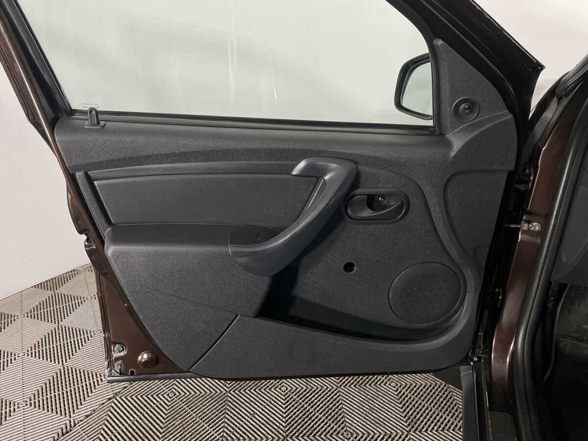 Renault Duster с пробегом — 2016 год. Фото: #7