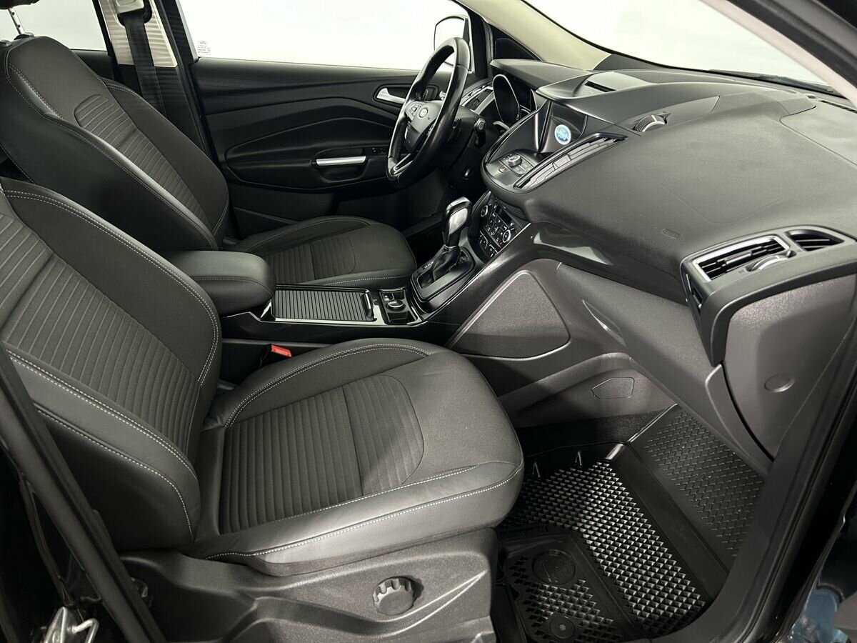 Ford Kuga с пробегом — 2018 год. Фото: #11