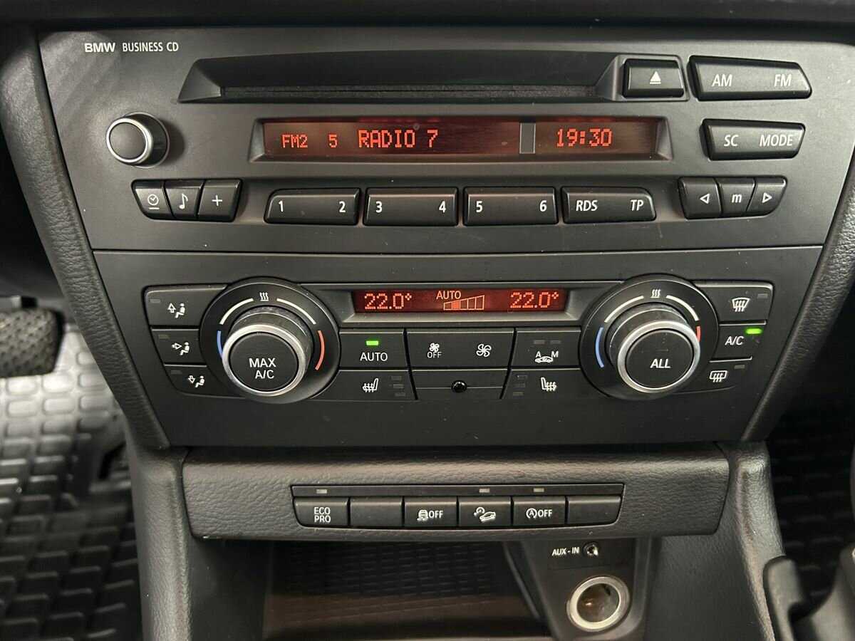 BMW X1 с пробегом — 2013 год. Фото: #10