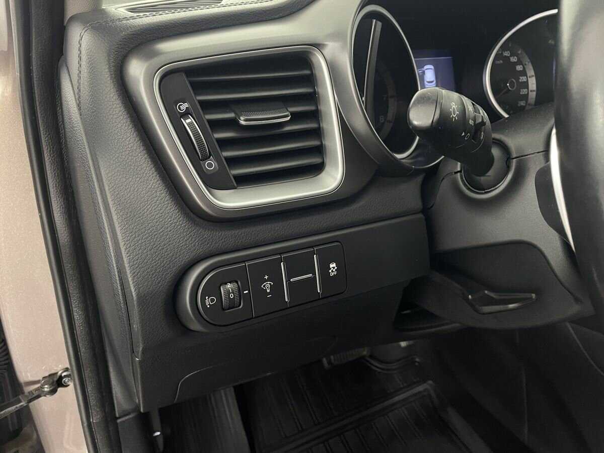 Kia Ceed с пробегом — 2018 год. Фото: #8