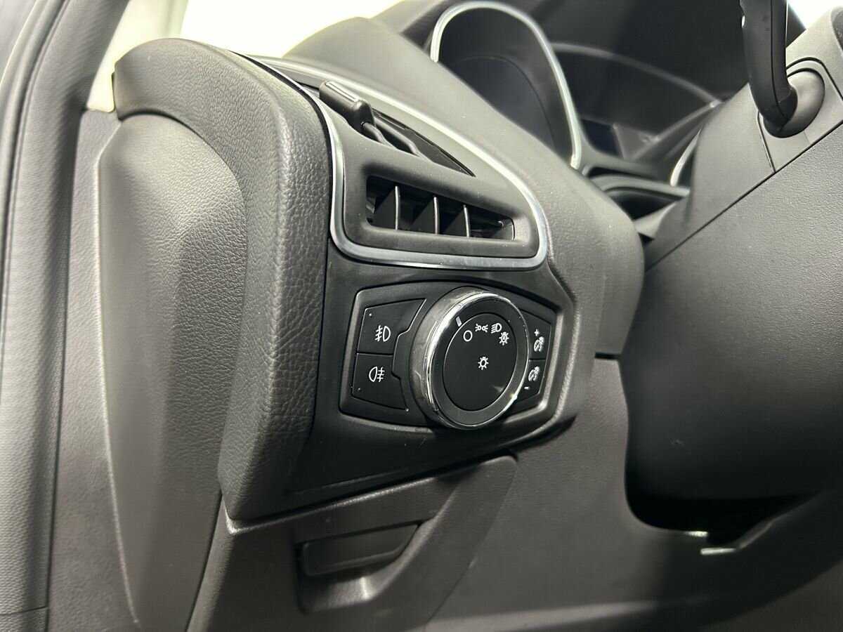 Ford Focus с пробегом — 2014 год. Фото: #8