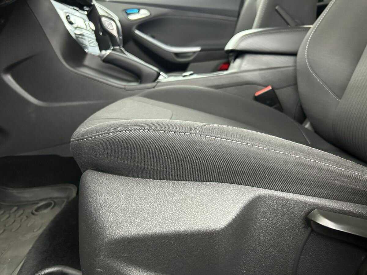 Ford Focus с пробегом — 2014 год. Фото: #9