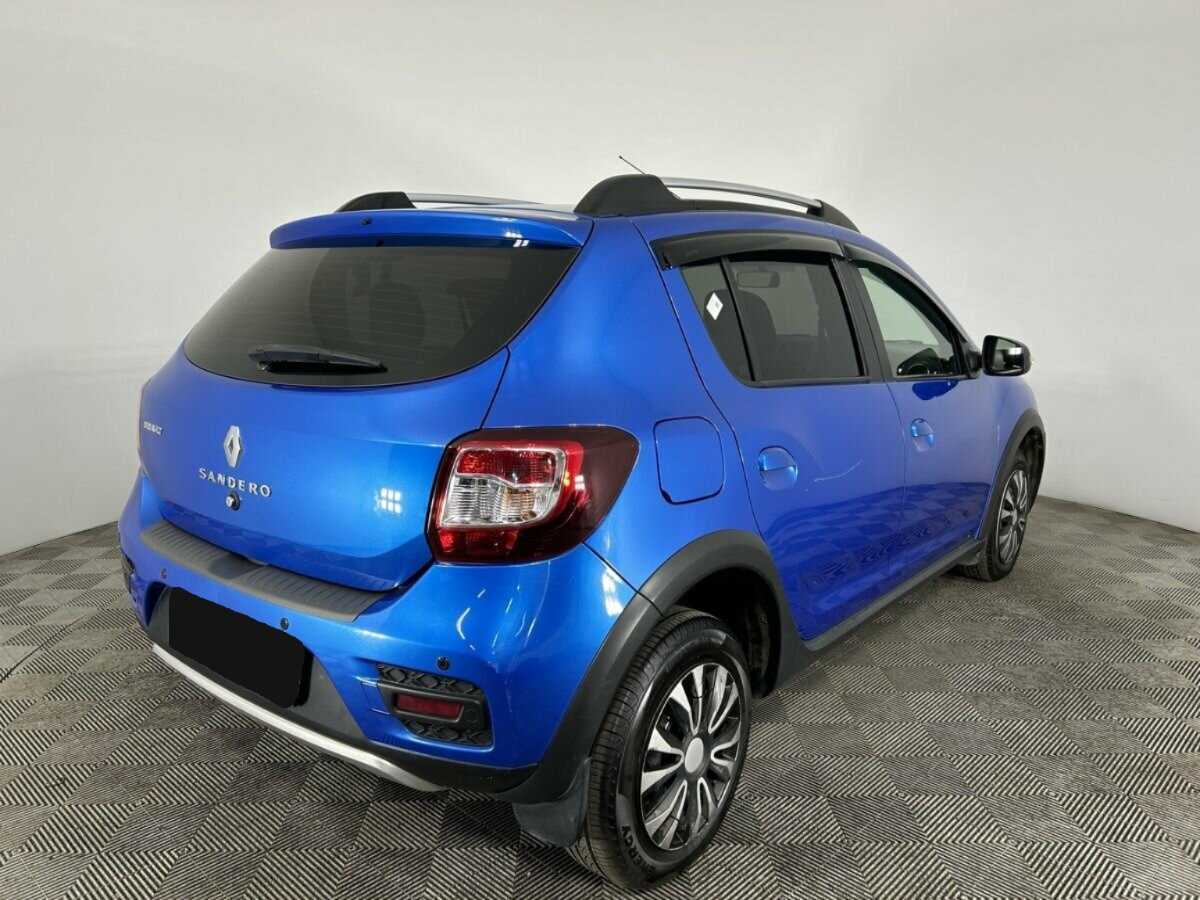 Renault Sandero с пробегом — 2016 год. Фото: #5