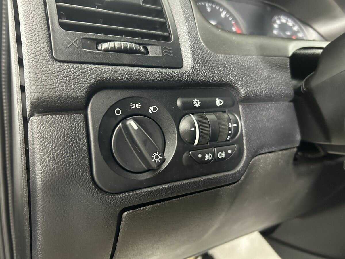 УАЗ Patriot с пробегом — 2016 год. Фото: #8