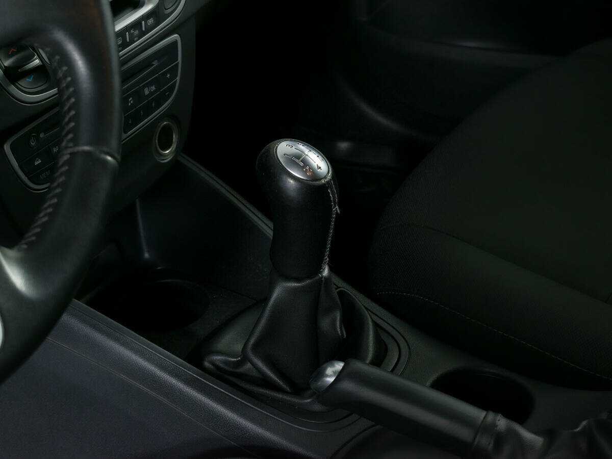 Renault Megane с пробегом — 2012 год. Фото: #14