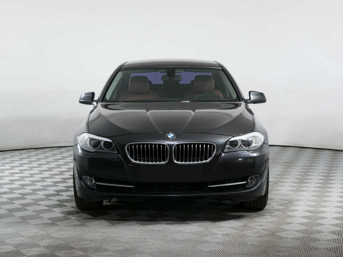 BMW 5 серии с пробегом — 2013 год. Фото: #1