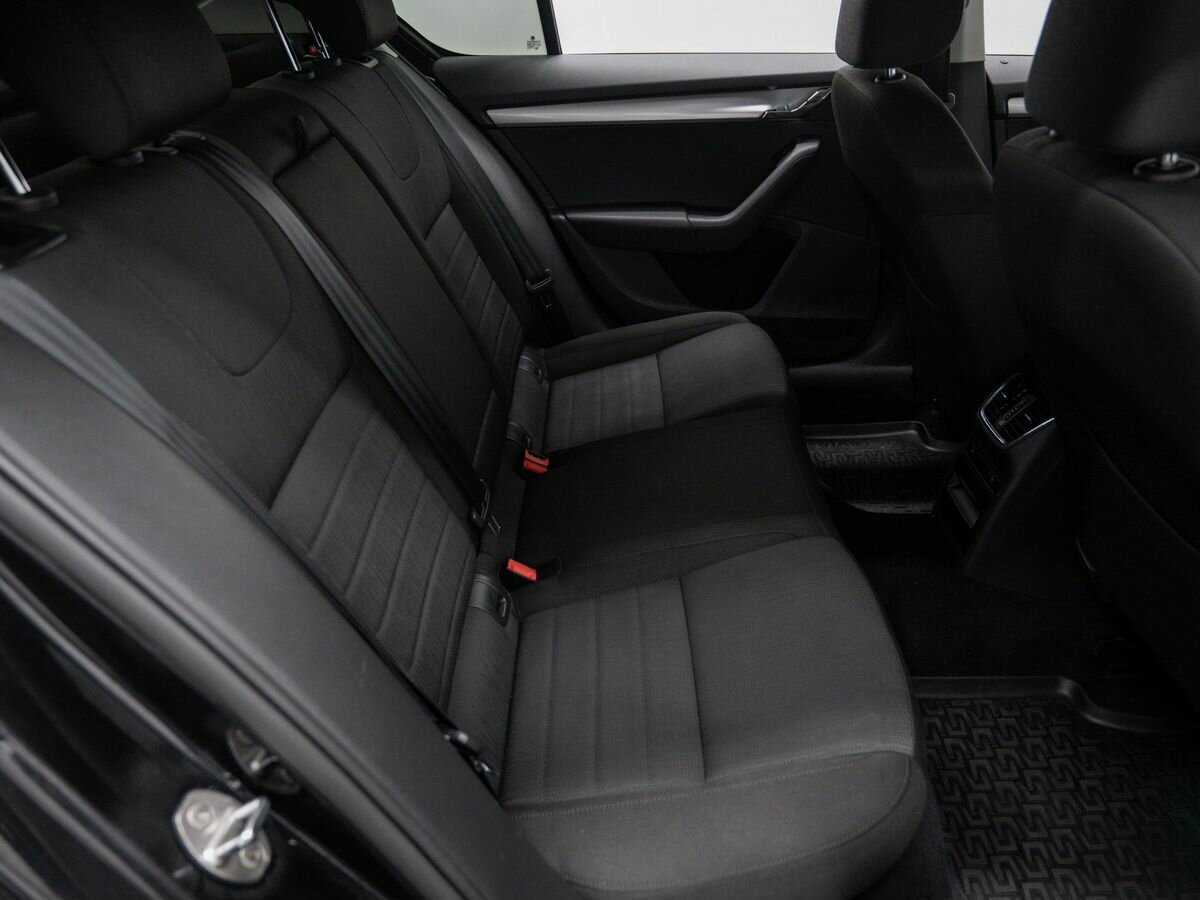 Skoda Octavia с пробегом — 2016 год. Фото: #8