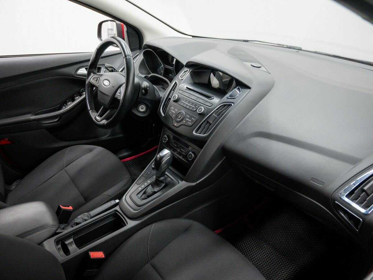 Ford Focus с пробегом — 2016 год. Фото: #6