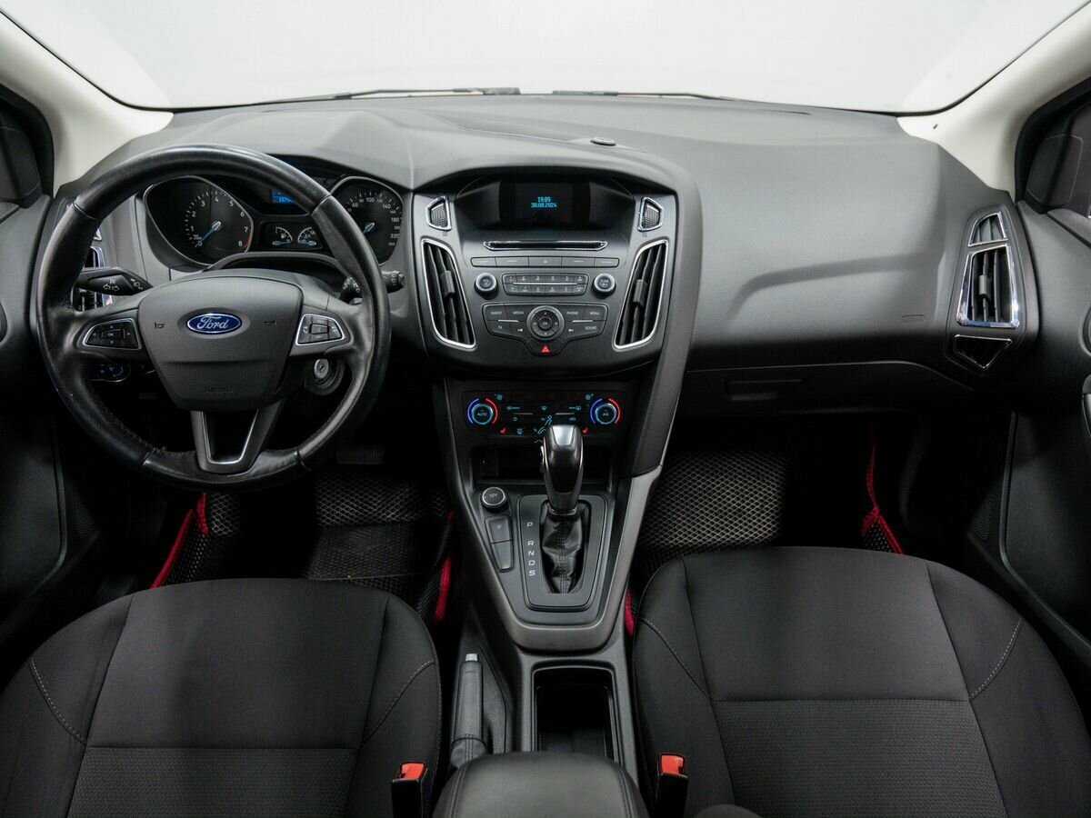 Ford Focus с пробегом — 2016 год. Фото: #9