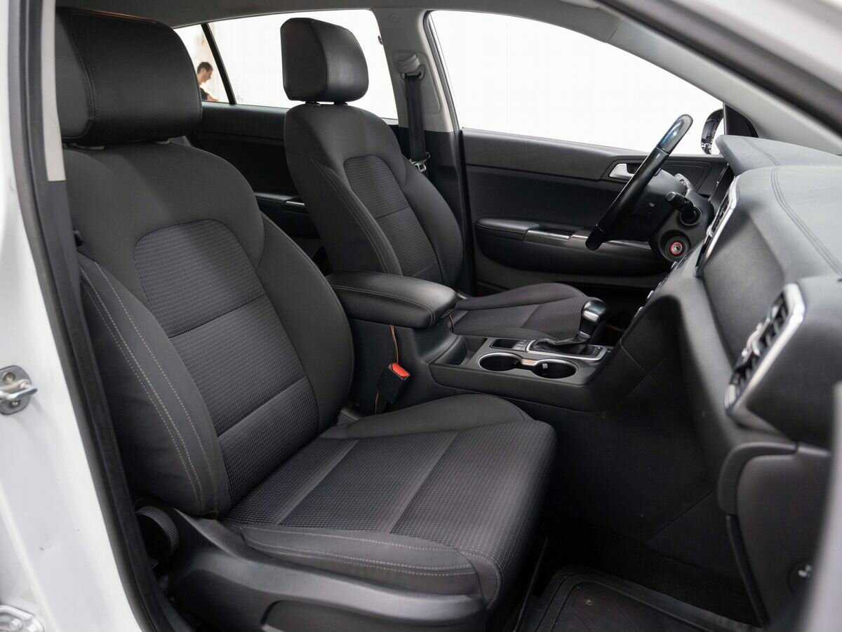 Kia Sportage с пробегом — 2016 год. Фото: #11
