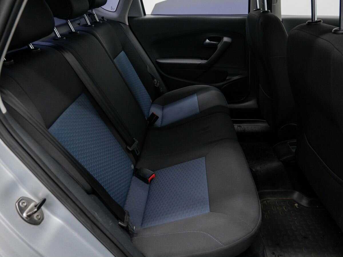 Volkswagen Polo с пробегом — 2013 год. Фото: #7