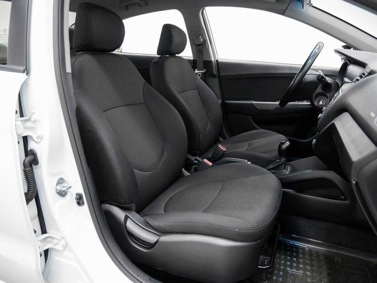 Kia Rio с пробегом — 2016 год. Фото: #7