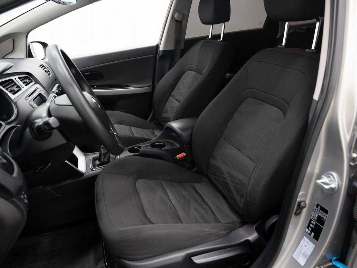 Kia Ceed с пробегом — 2013 год. Фото: #7