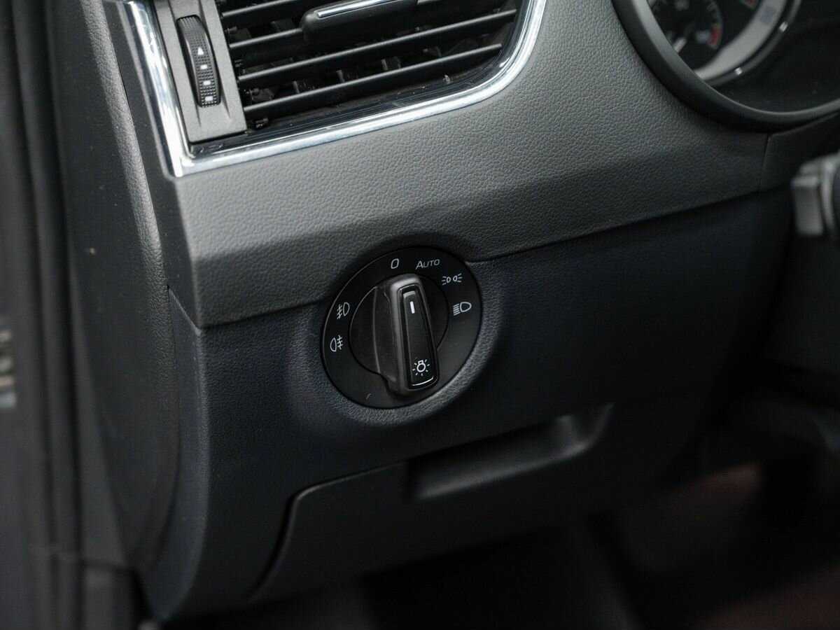 Skoda Octavia с пробегом — 2017 год. Фото: #15