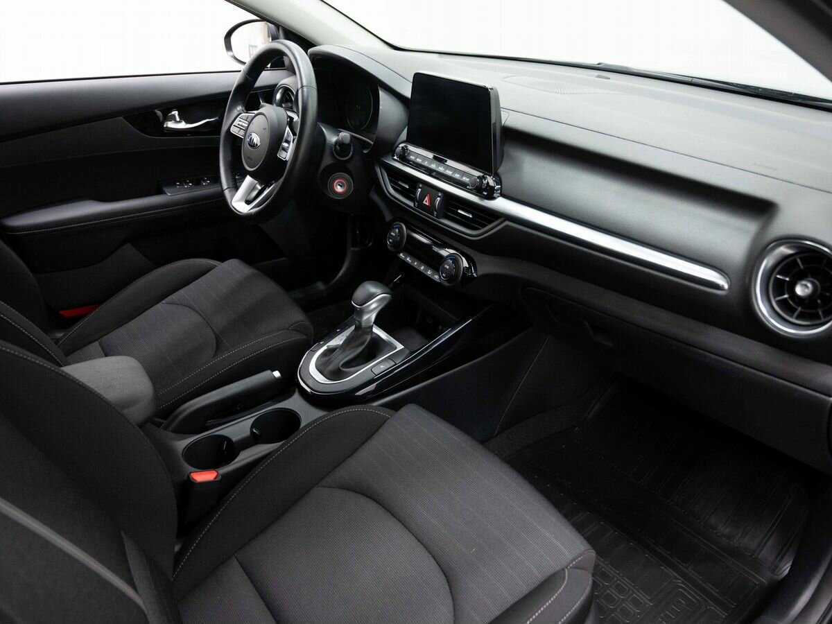 Kia Cerato с пробегом — 2020 год. Фото: #10