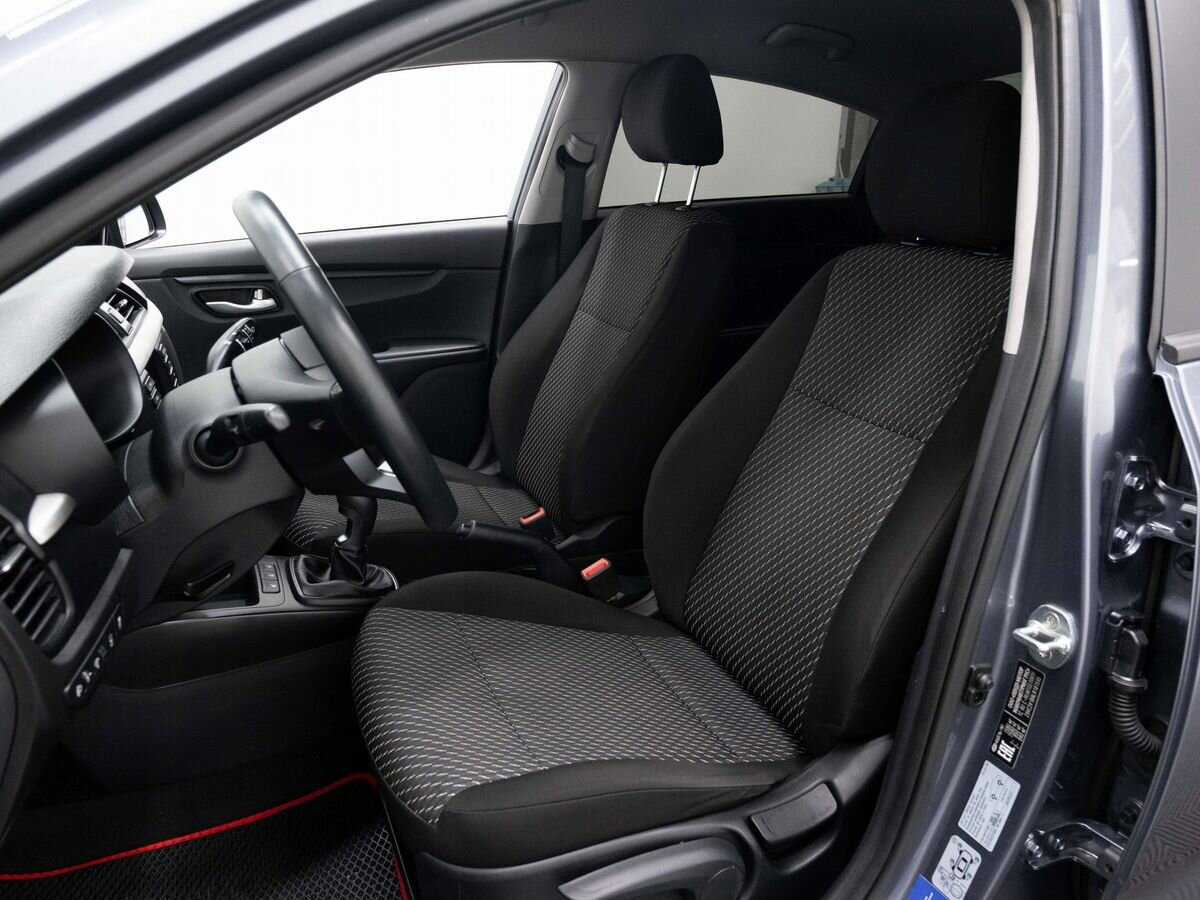 Kia Rio с пробегом — 2020 год. Фото: #7