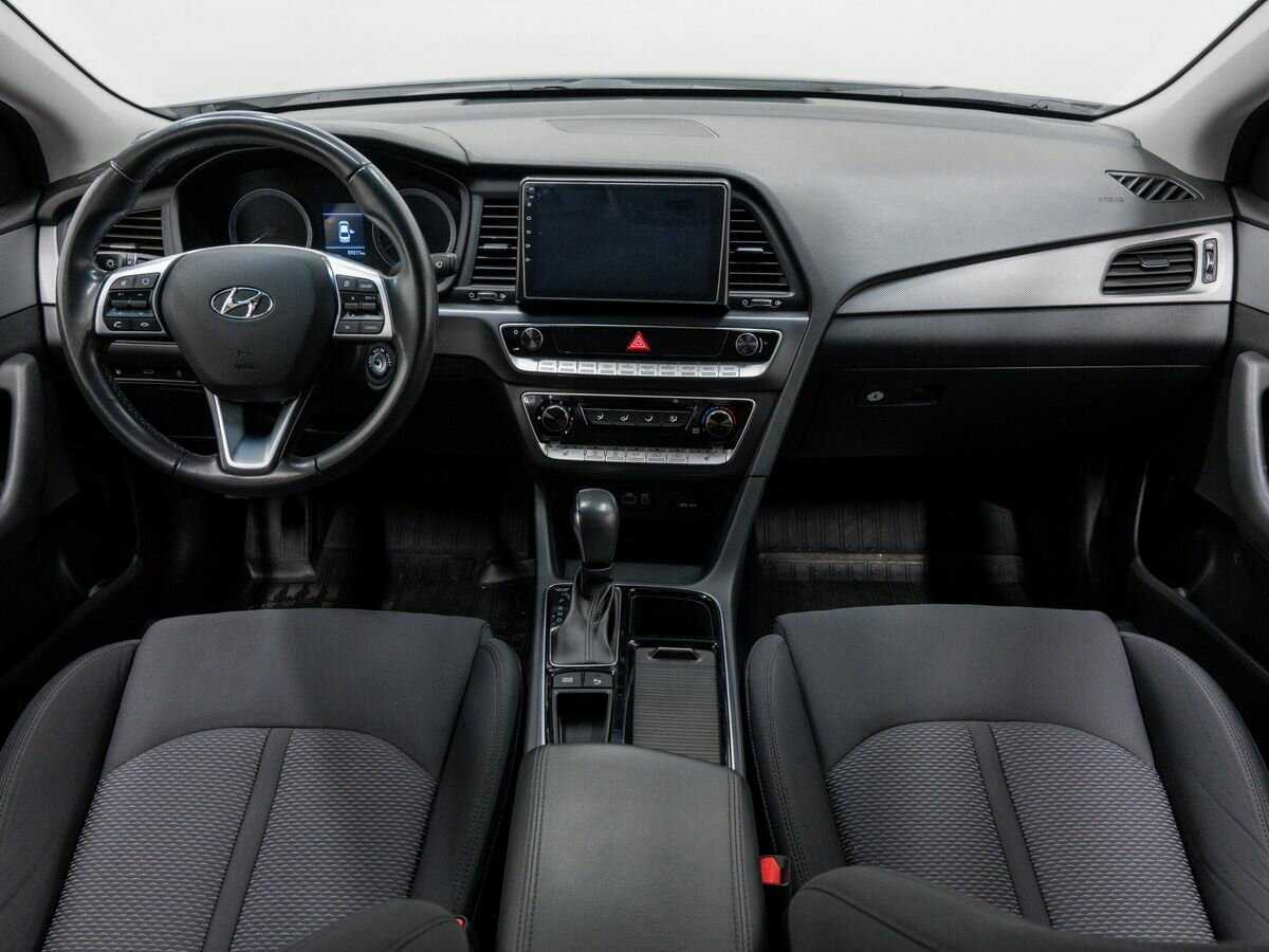 Hyundai Sonata с пробегом — 2019 год. Фото: #9