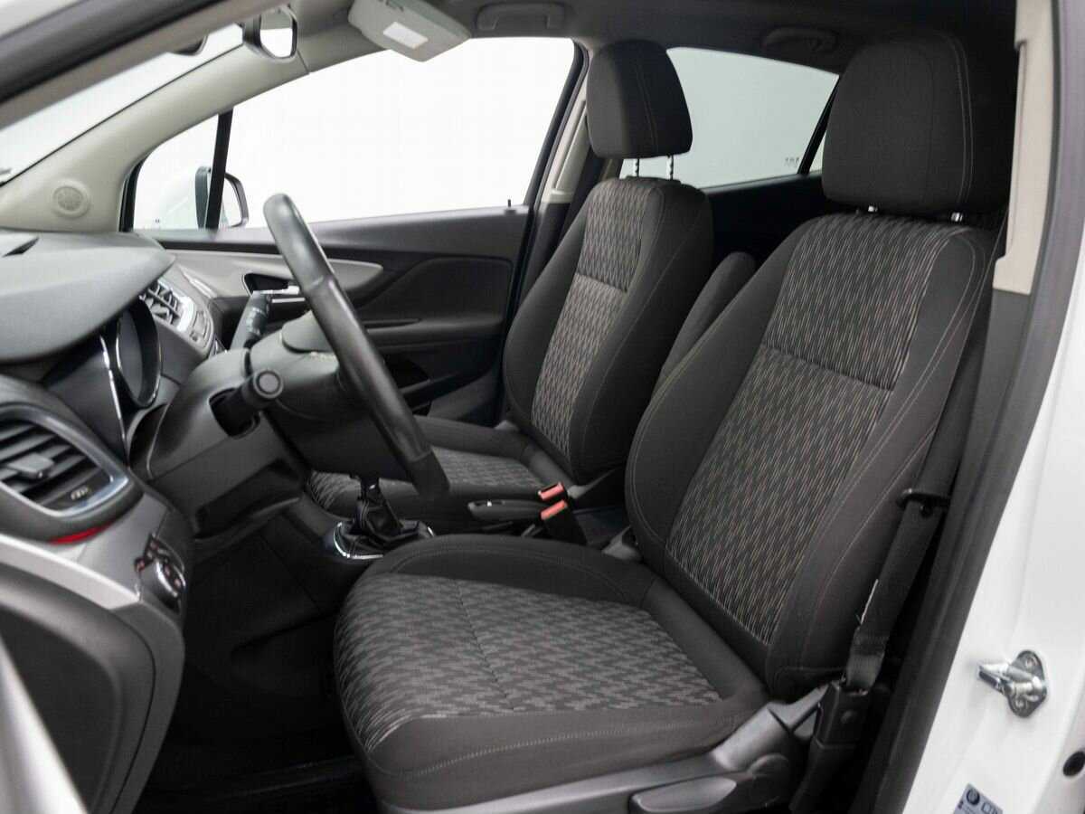 Opel Mokka с пробегом — 2013 год. Фото: #7