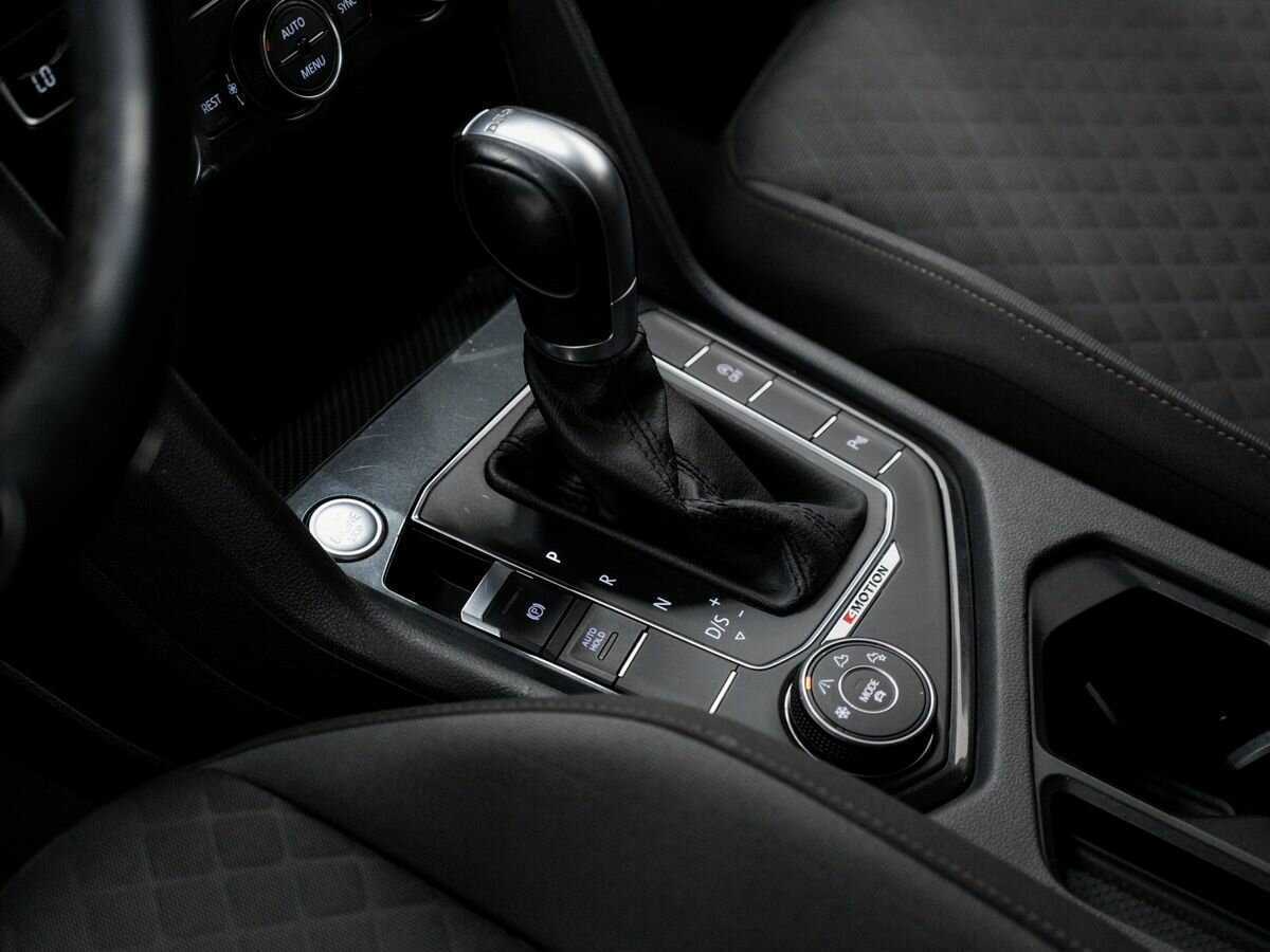 Volkswagen Tiguan с пробегом — 2018 год. Фото: #19