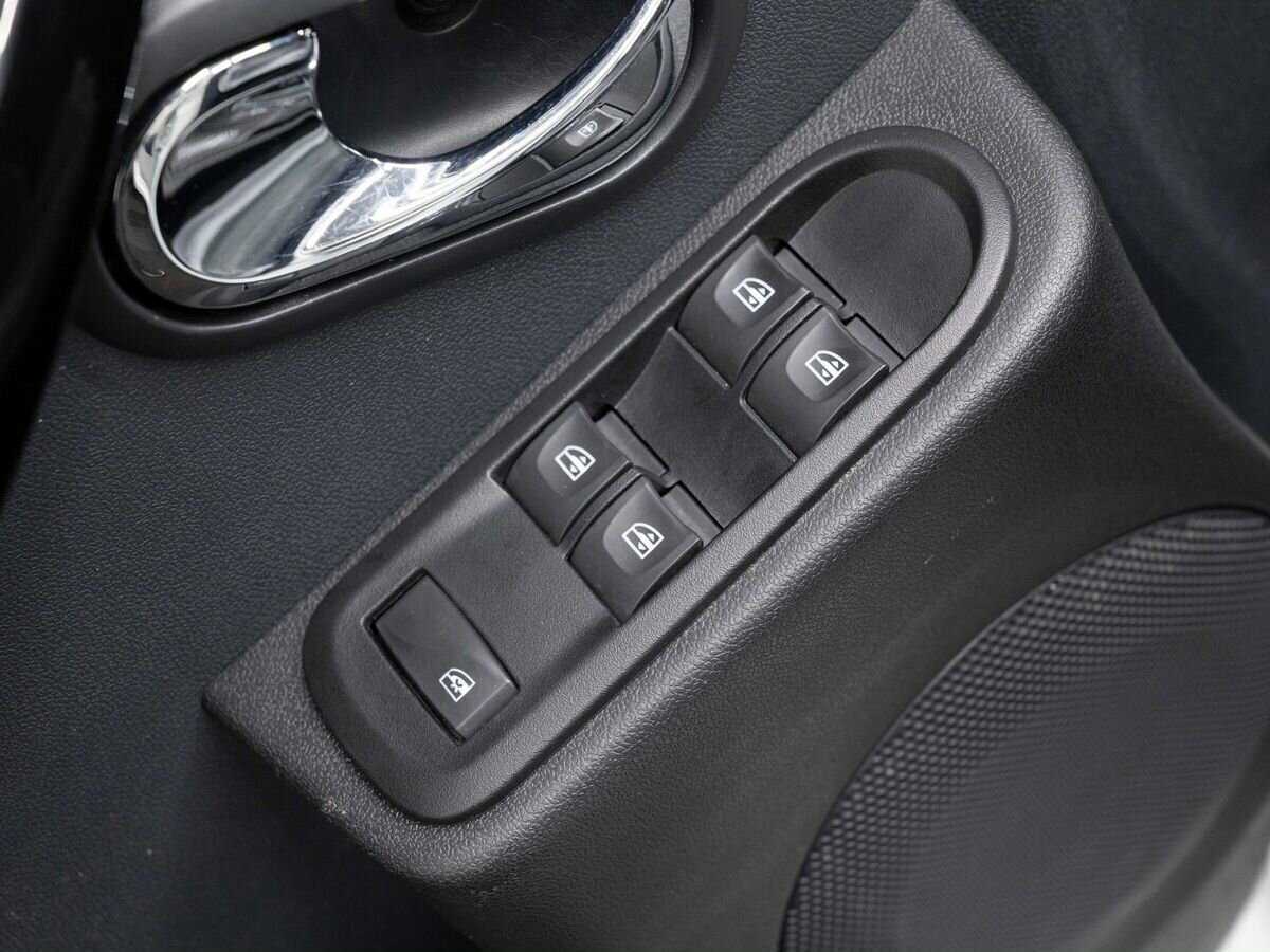 Lada (ВАЗ) Largus с пробегом — 2021 год. Фото: #17