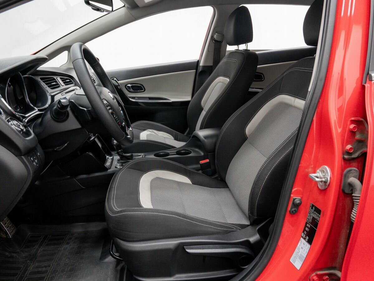 Kia Ceed с пробегом — 2014 год. Фото: #14