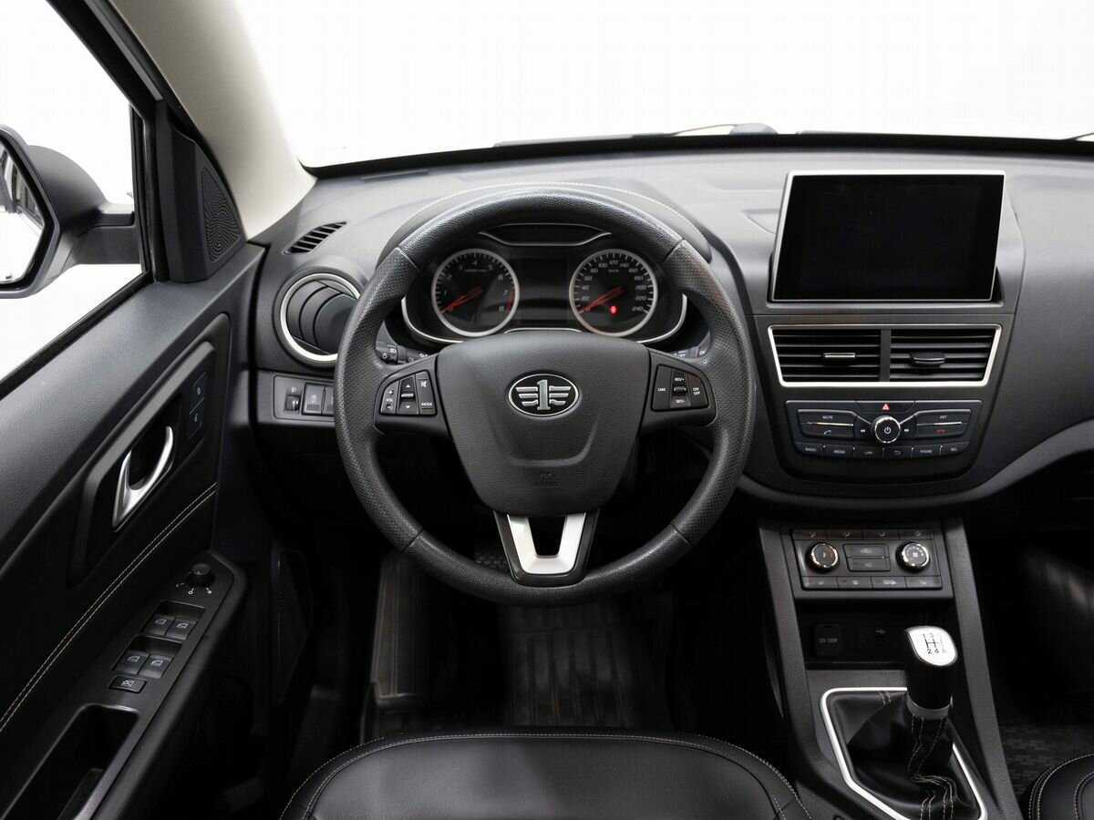 FAW Besturn X40 с пробегом — 2019 год. Фото: #12