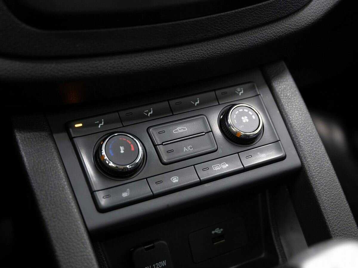 FAW Besturn X40 с пробегом — 2019 год. Фото: #19