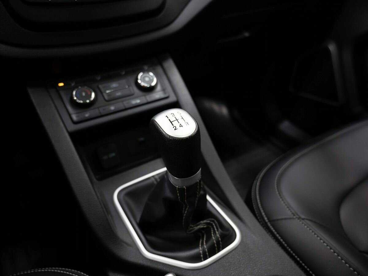 FAW Besturn X40 с пробегом — 2019 год. Фото: #20