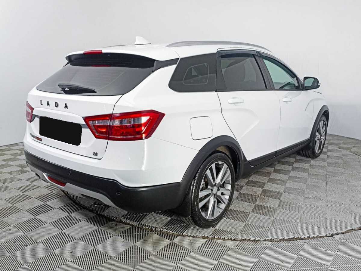 Lada (ВАЗ) Vesta с пробегом — 2017 год. Фото: #4