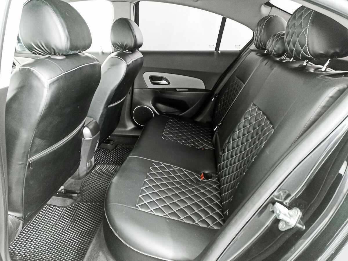 Chevrolet Cruze с пробегом — 2012 год. Фото: #8