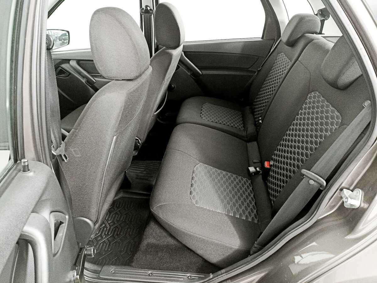 Lada (ВАЗ) Granta с пробегом — 2020 год. Фото: #7