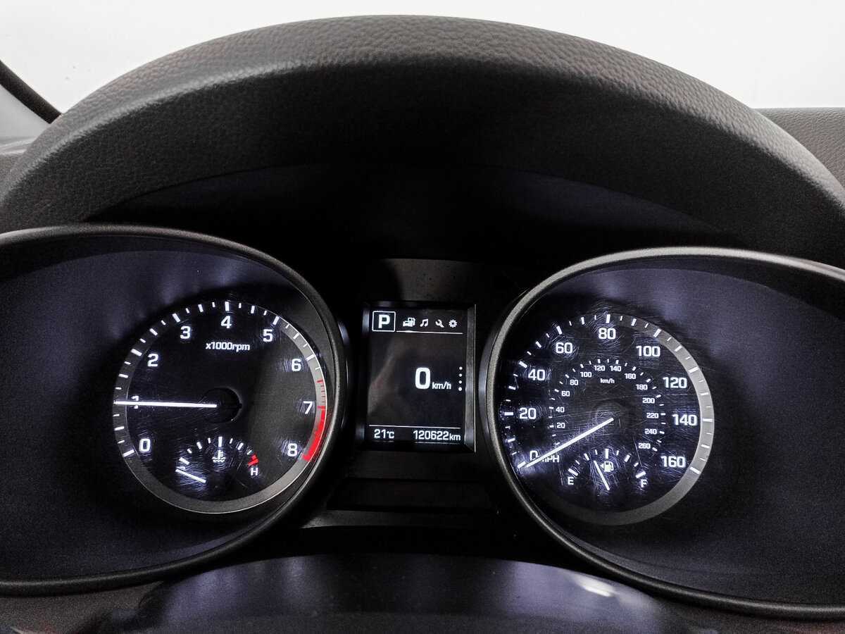 Hyundai Santa Fe с пробегом — 2017 год. Фото: #8