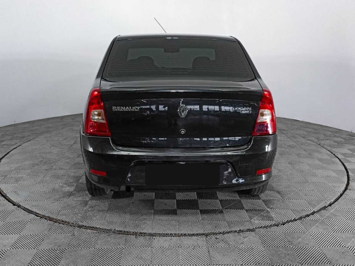 Renault Logan с пробегом — 2014 год. Фото: #5