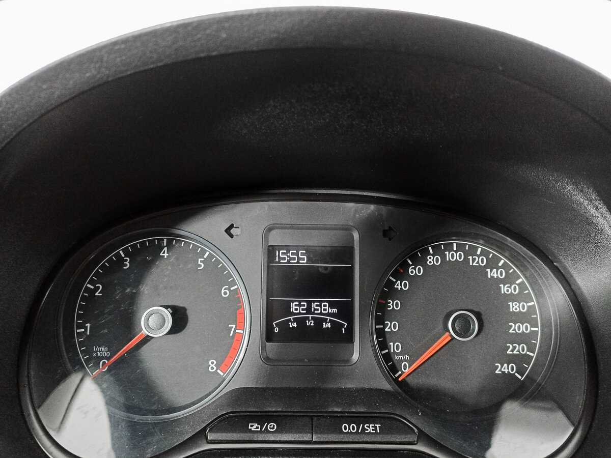 Volkswagen Polo с пробегом — 2019 год. Фото: #10