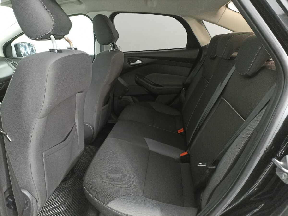 Ford Focus с пробегом — 2013 год. Фото: #9