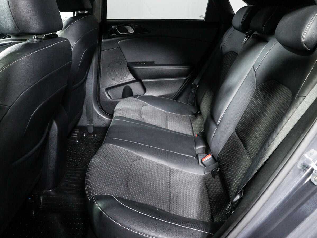 Kia Ceed с пробегом — 2018 год. Фото: #9