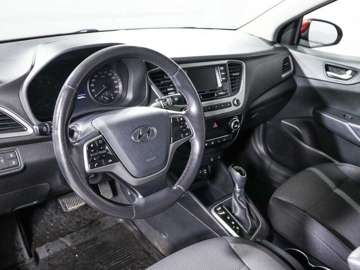 Hyundai Solaris с пробегом — 2017 год. Фото: #10