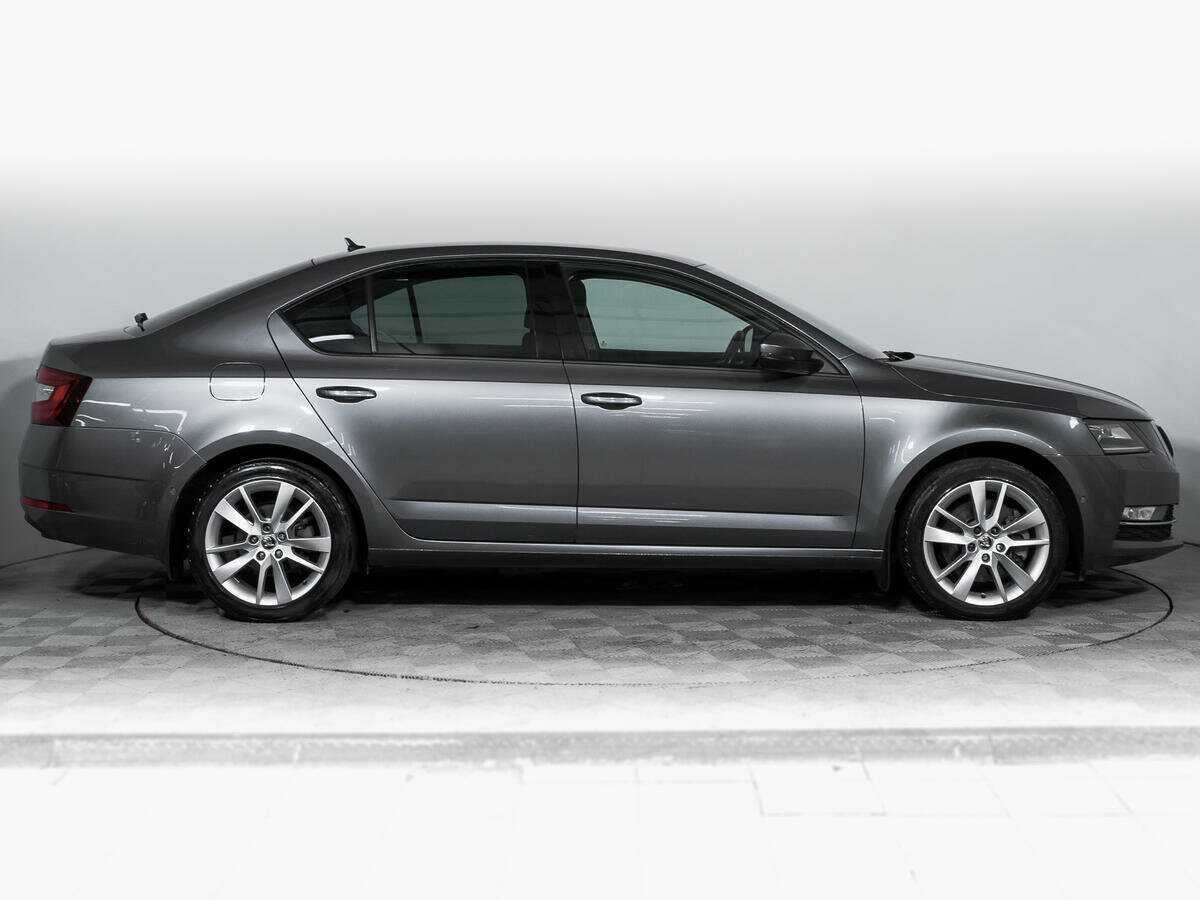 Skoda Octavia с пробегом — 2018 год. Фото: #3