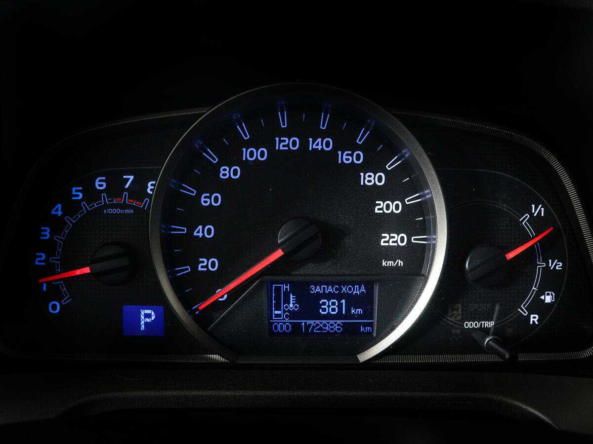 Toyota RAV4 с пробегом — 2013 год. Фото: #8