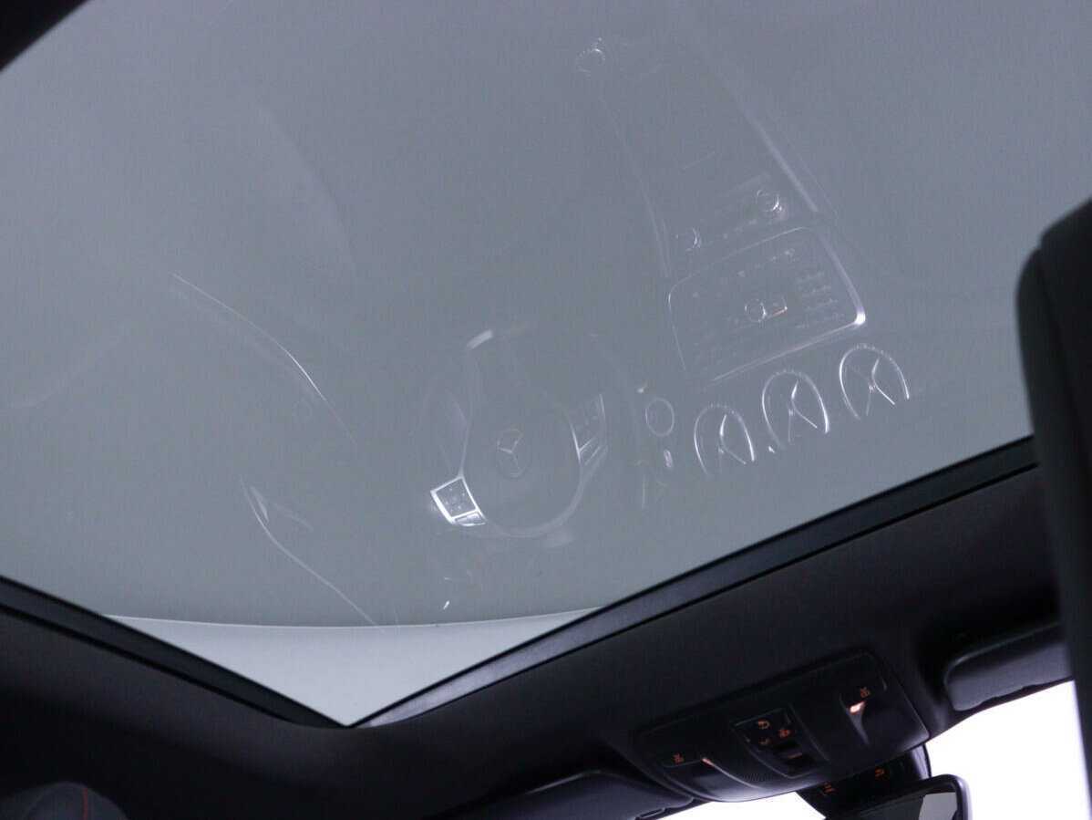 Mercedes-Benz CLA с пробегом — 2013 год. Фото: #14