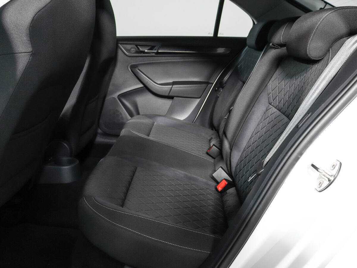 Skoda Rapid с пробегом — 2022 год. Фото: #9
