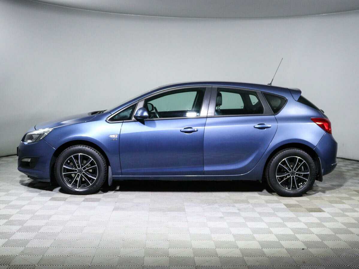 Opel Astra с пробегом — 2014 год. Фото: #7
