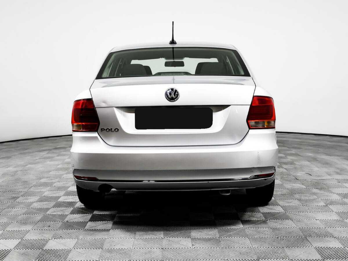Volkswagen Polo с пробегом — 2018 год. Фото: #5