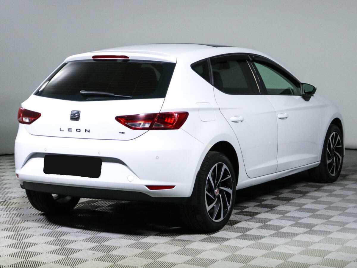 SEAT Leon с пробегом — 2013 год. Фото: #4