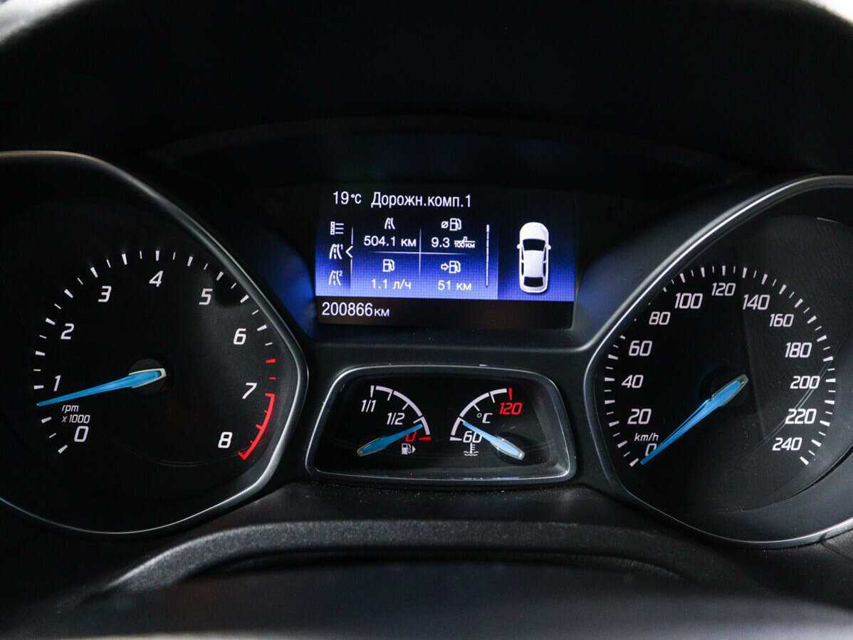 Ford Focus с пробегом — 2013 год. Фото: #8