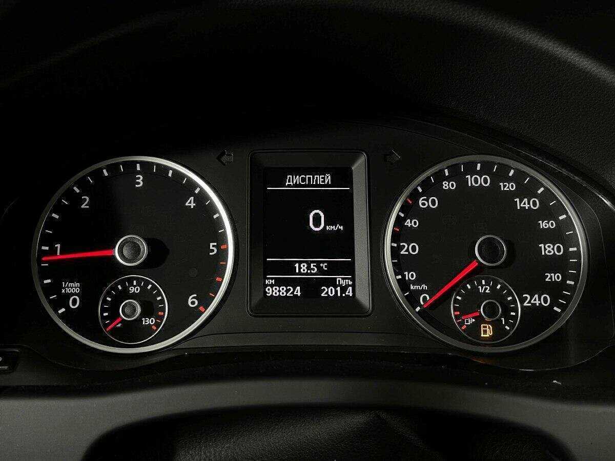 Volkswagen Tiguan с пробегом — 2014 год. Фото: #10