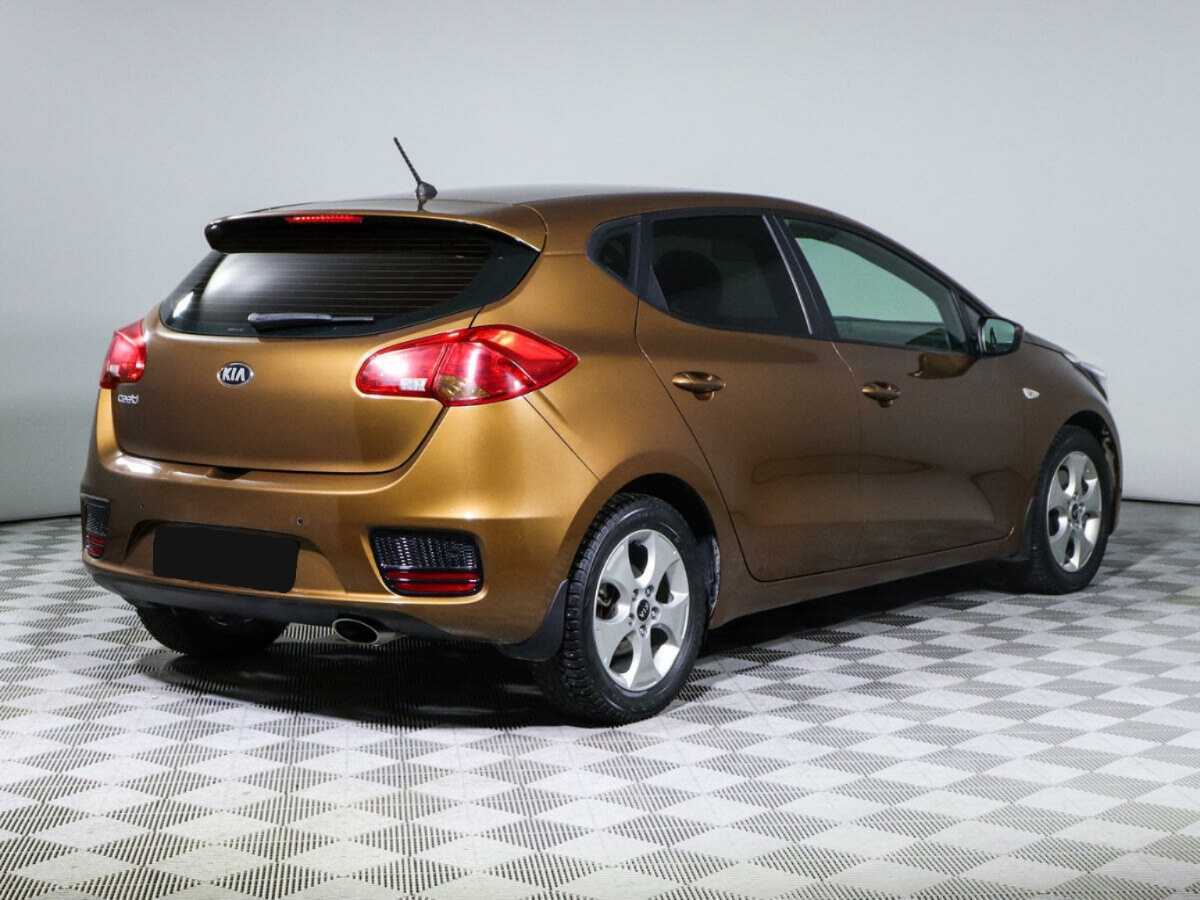 Kia Ceed с пробегом — 2015 год. Фото: #4