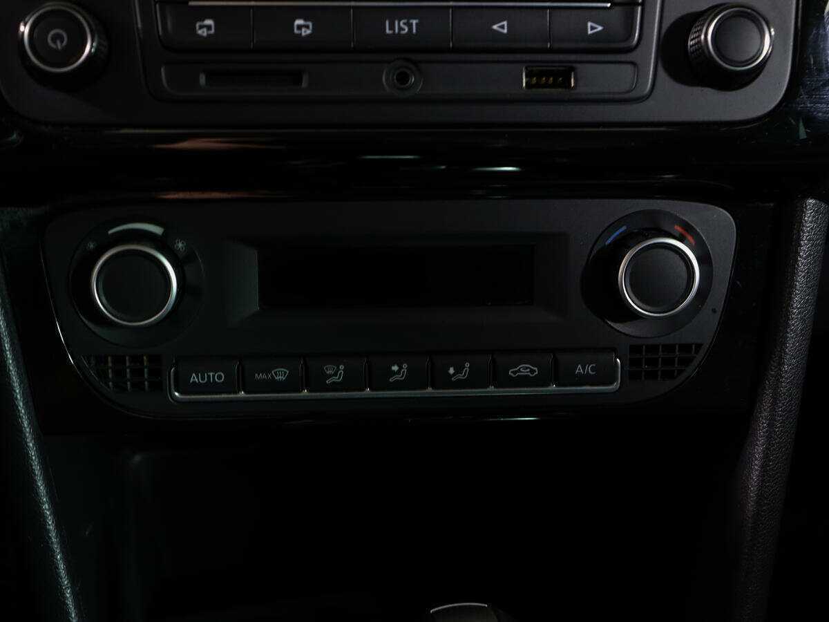 Volkswagen Polo с пробегом — 2014 год. Фото: #16